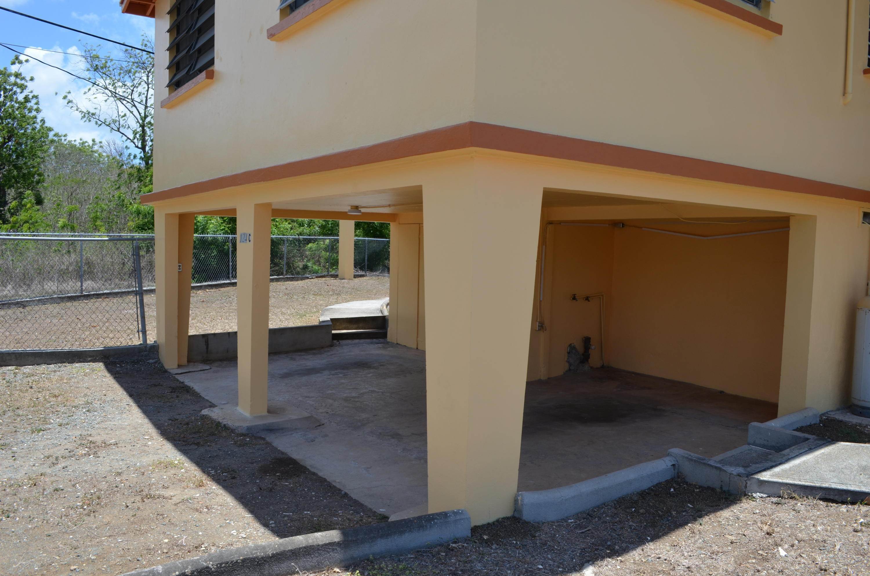 3. Single Family Homes for Sale at 124-C Whim (Two Will) WE St Croix, Virgin Islands 00840 United States Virgin Islands