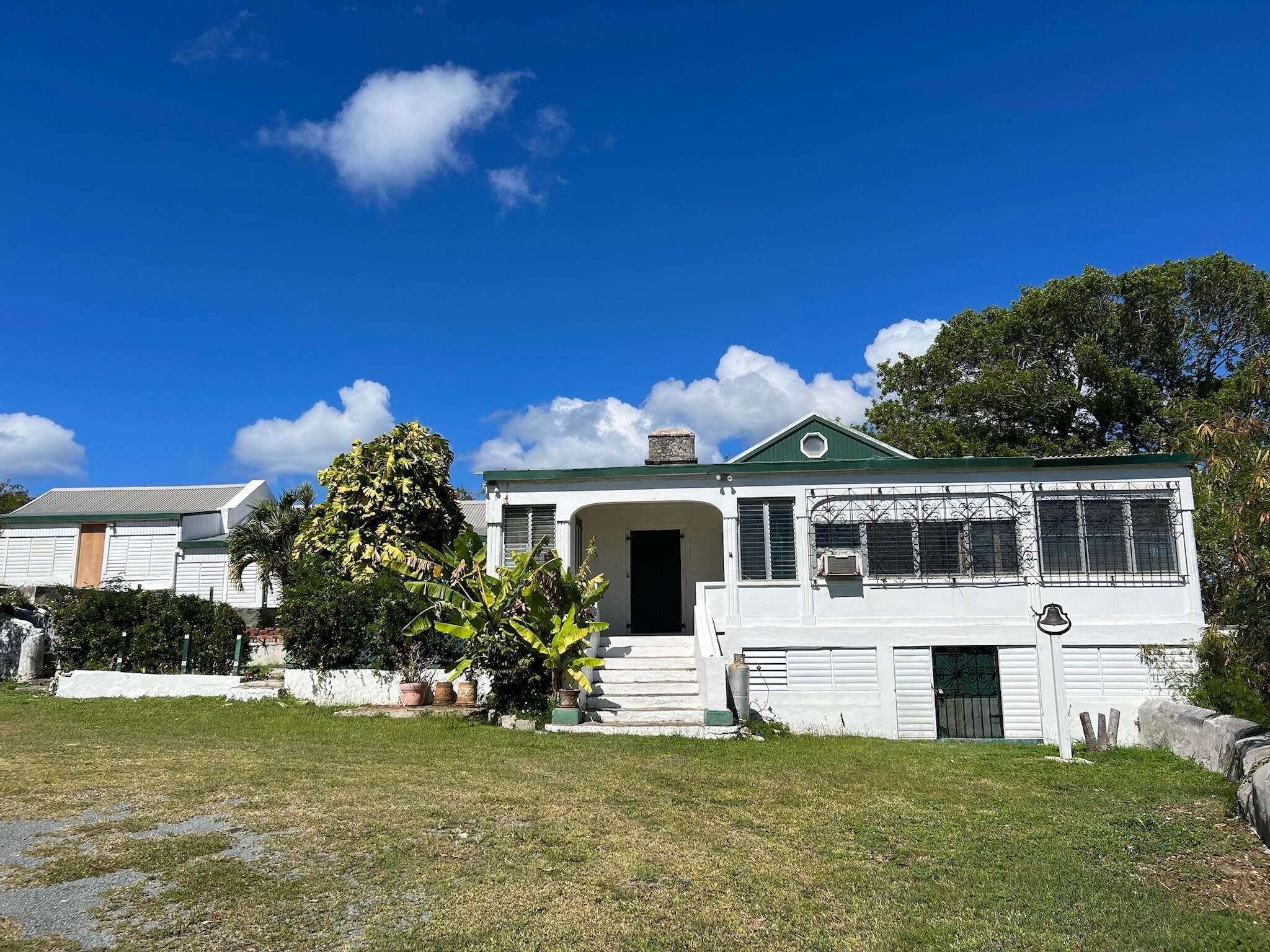 Multi-Family Homes для того Продажа на 196 Clifton Hill KI St Croix, Virgin Islands 00820 Виргинские Острова
