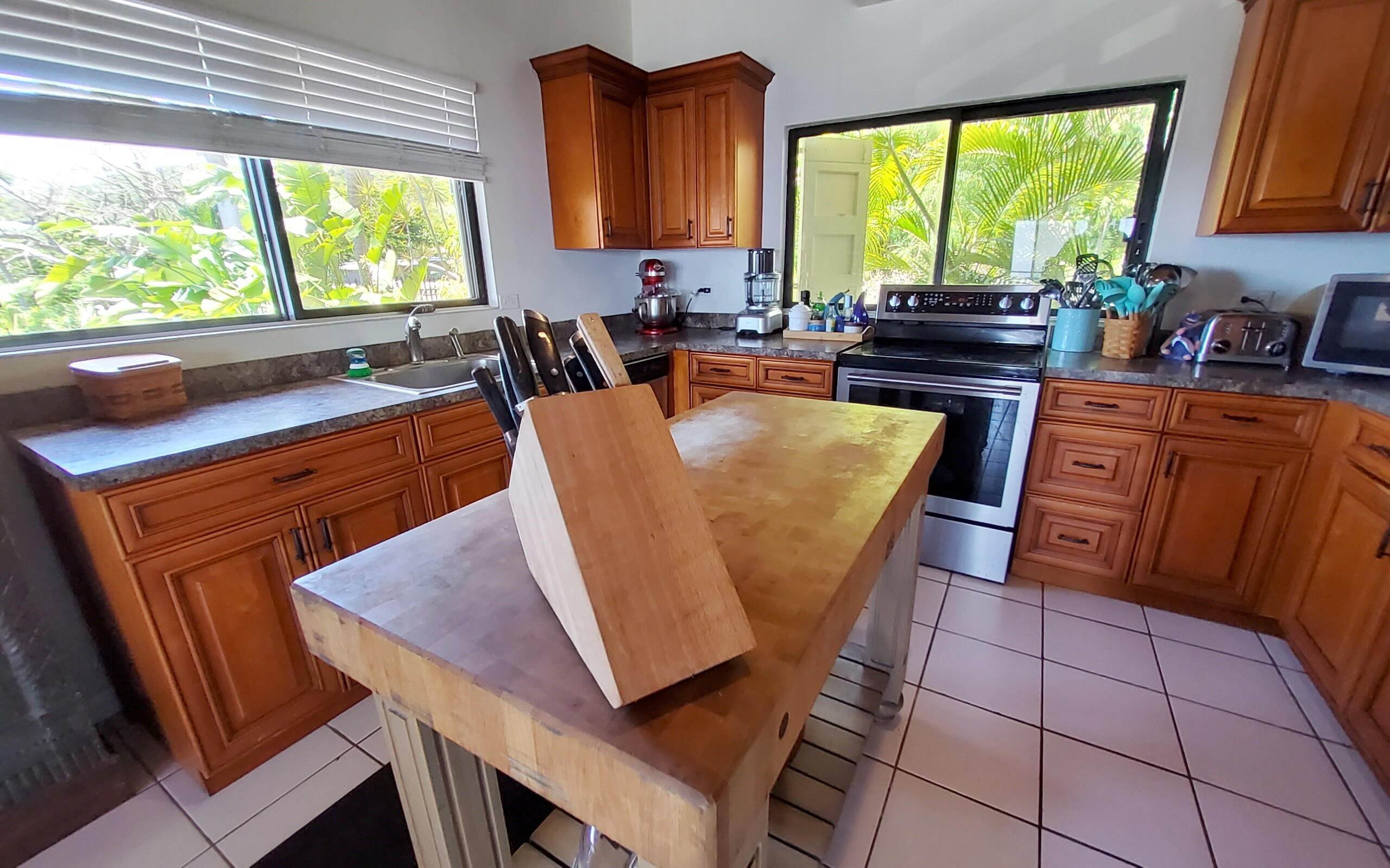 12. Multi-Family Homes for Sale at 91-C Solberg LNS St Thomas, Virgin Islands 00802 United States Virgin Islands