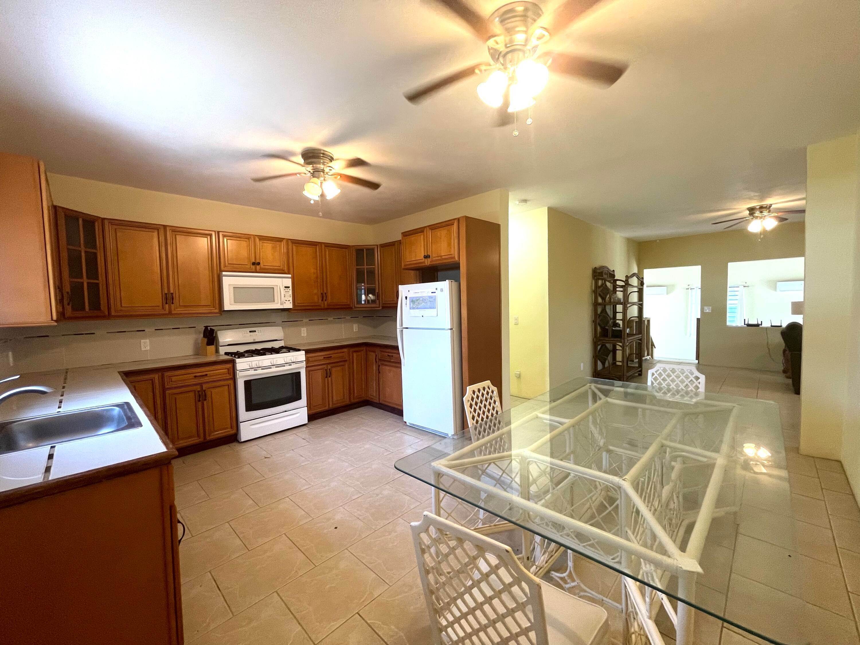 39. Multi-Family Homes for Sale at 275 Cotton Valley EB St Croix, Virgin Islands 00820 United States Virgin Islands