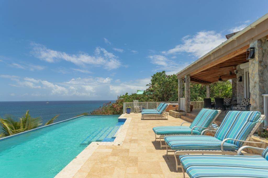 31. Single Family Homes for Sale at 15-9 Frenchman Bay FB St Thomas, Virgin Islands 00802 United States Virgin Islands